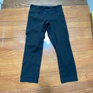Lululemon Black Crop Leggings size 6